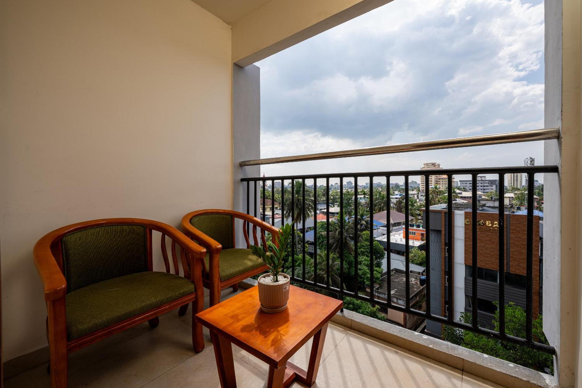 Cj Grande By Jesway Hotels & Resorts Kochi Eksteriør bilde