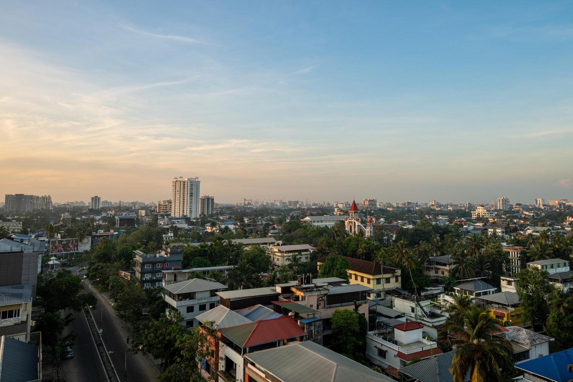 Cj Grande By Jesway Hotels & Resorts Kochi Eksteriør bilde