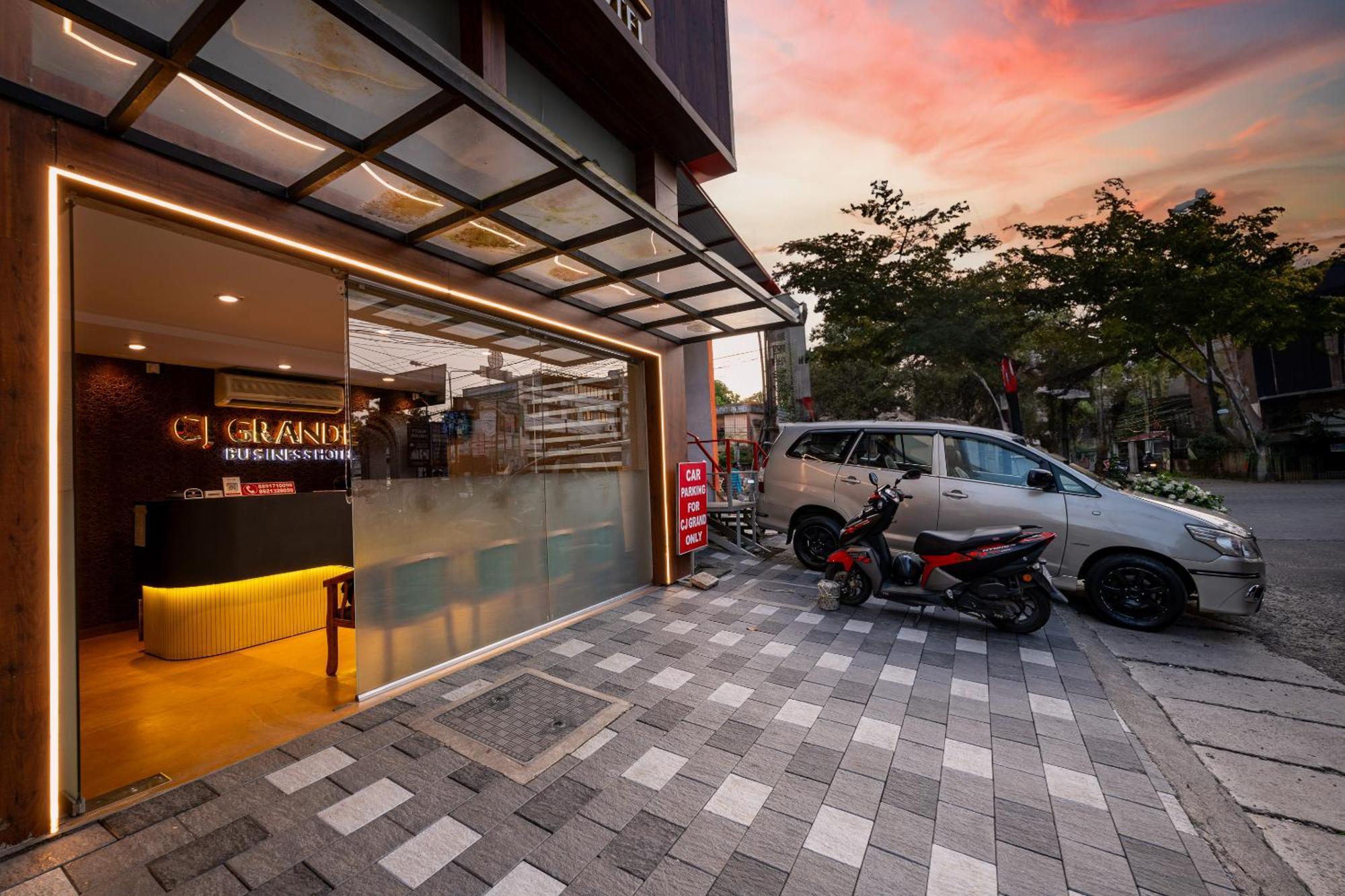 Cj Grande By Jesway Hotels & Resorts Kochi Eksteriør bilde